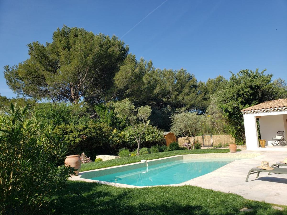 ÉguillesLa Bastide D'Alix住宿加早餐旅馆 外观 照片